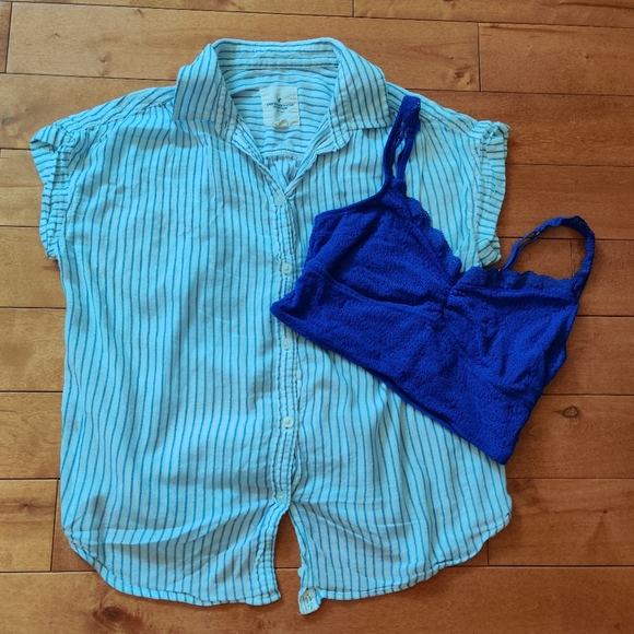 Hollister button down beach shirt - Picture 3 of 7